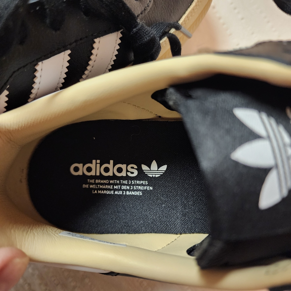 Adidas Women Samba Classic Sneakers - Black & Tan - Picture 7 of 16